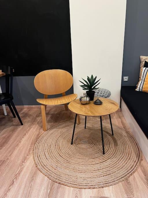 העיירה רתימנו Modern Lux Apartment Downtown מראה חיצוני תמונה
