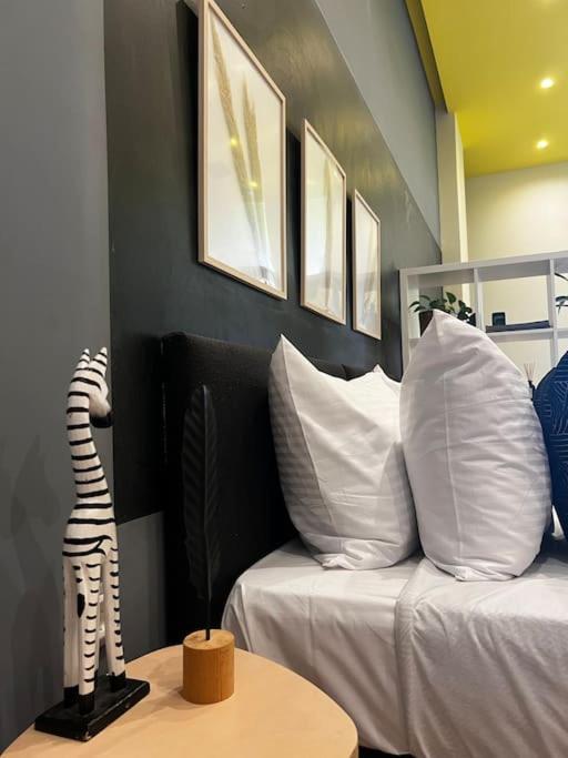 העיירה רתימנו Modern Lux Apartment Downtown מראה חיצוני תמונה
