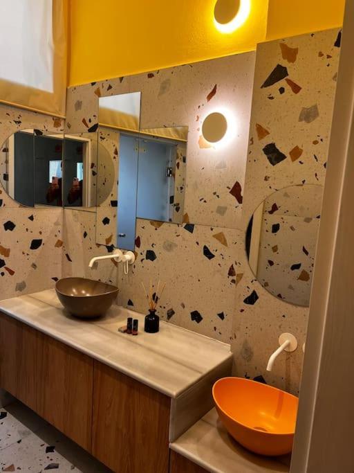 העיירה רתימנו Modern Lux Apartment Downtown מראה חיצוני תמונה
