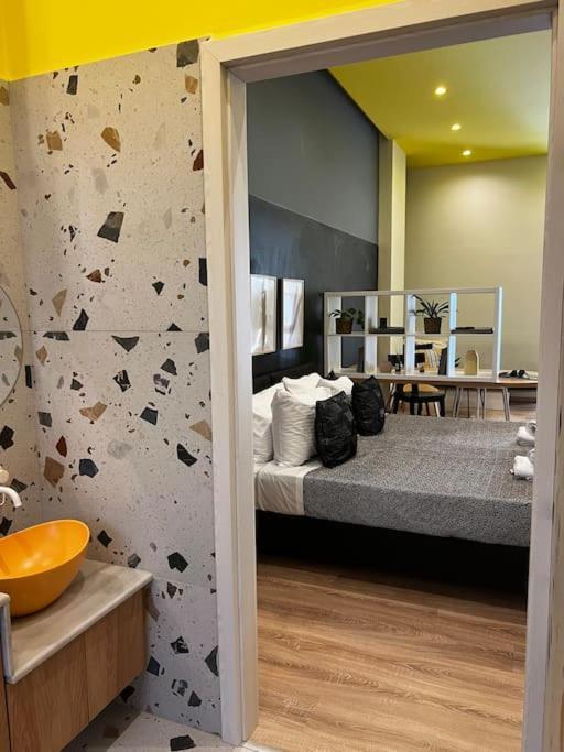 העיירה רתימנו Modern Lux Apartment Downtown מראה חיצוני תמונה